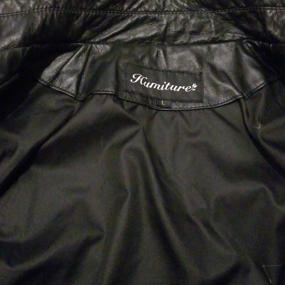 Woman's jacket - Picture 2 of 3